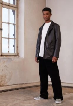 Bradley - Leather Jacket - Black