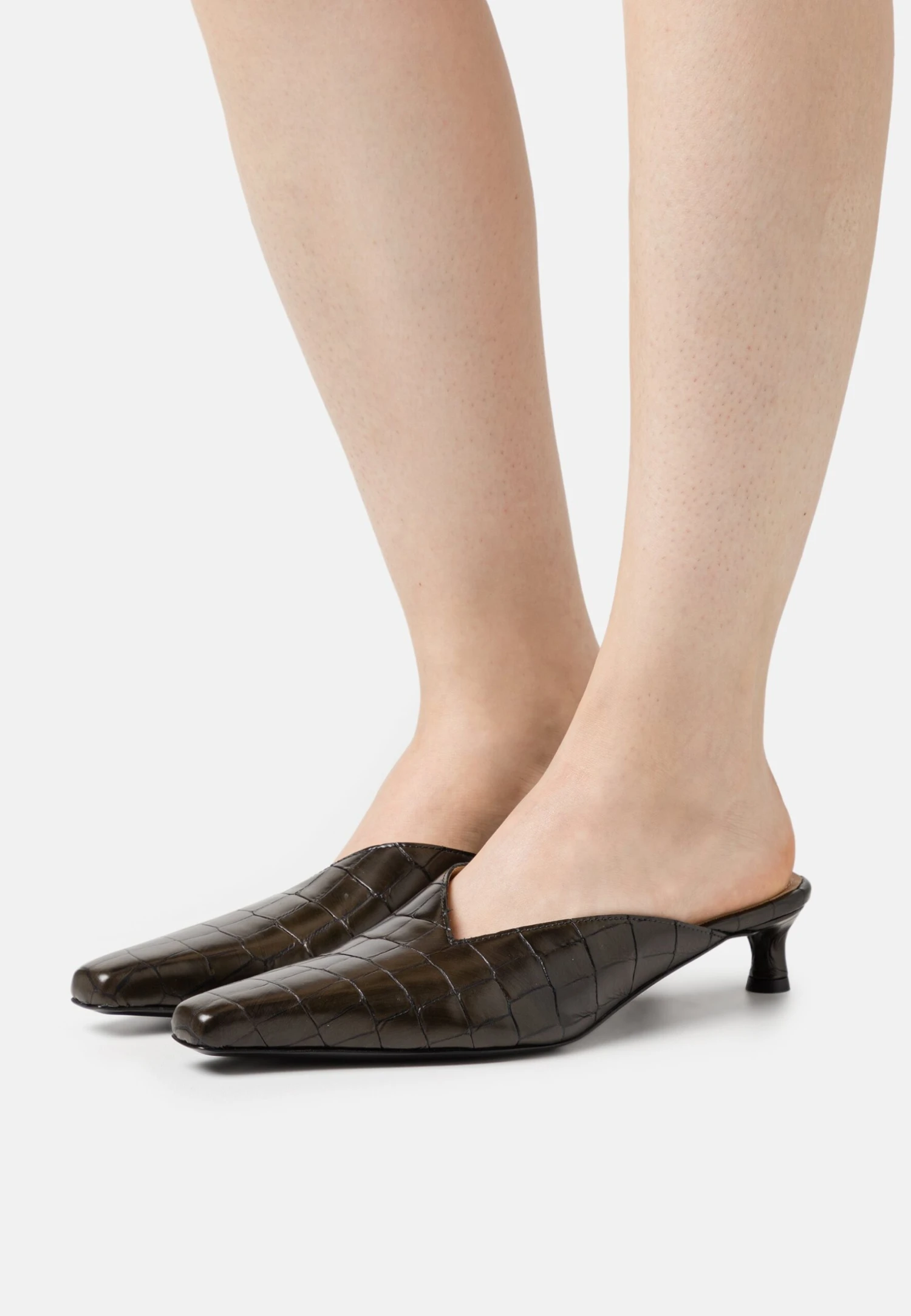 By Malene Birger Micea - Mules