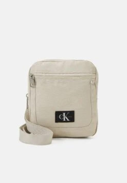 Calvin Klein Jeans Sport Essentials Reporter Unisex - Across Body Bag - Classic Beige